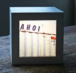 Tinycube: AHOI € 48,00 Ca.Maße B15cm H15cm L15cm Gewicht1,2kg