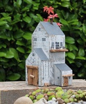 T18 Holzhaus mit Glaseinsatz H 23cm B 14cm T 11cm